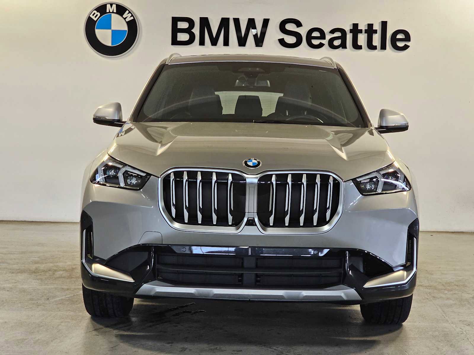 Used 2023 BMW X1 xDrive28i w/ Premium Package image 6