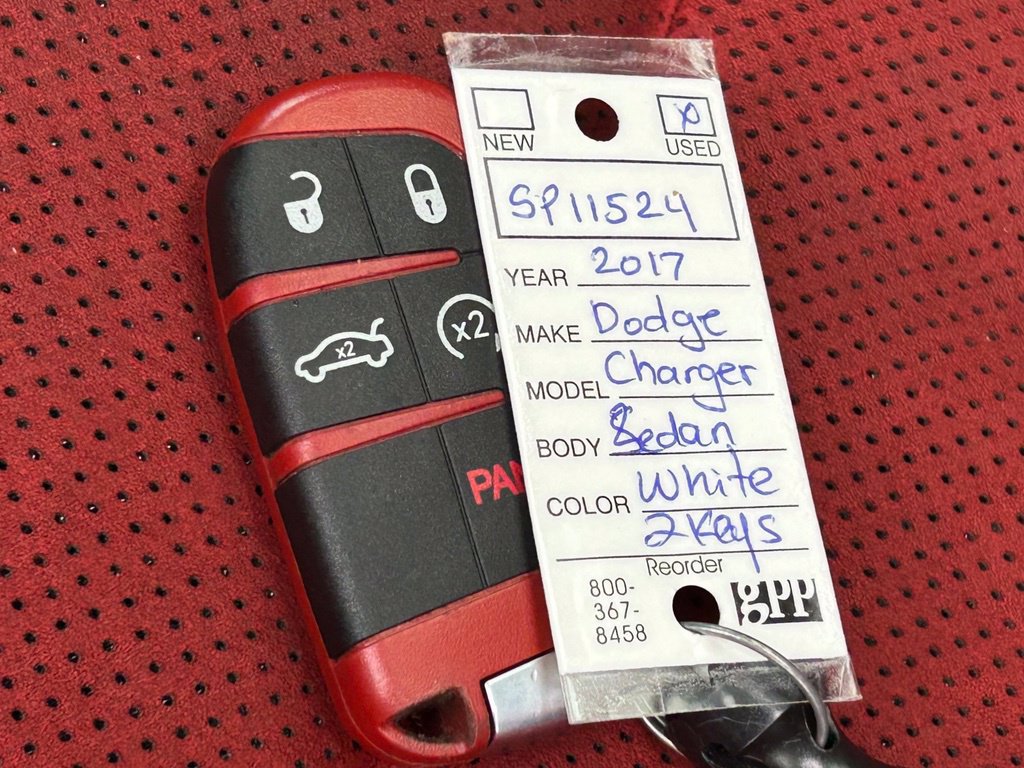 Used 2017 Dodge Charger R/T Scat Pack w/ Technology Group RWD image 50