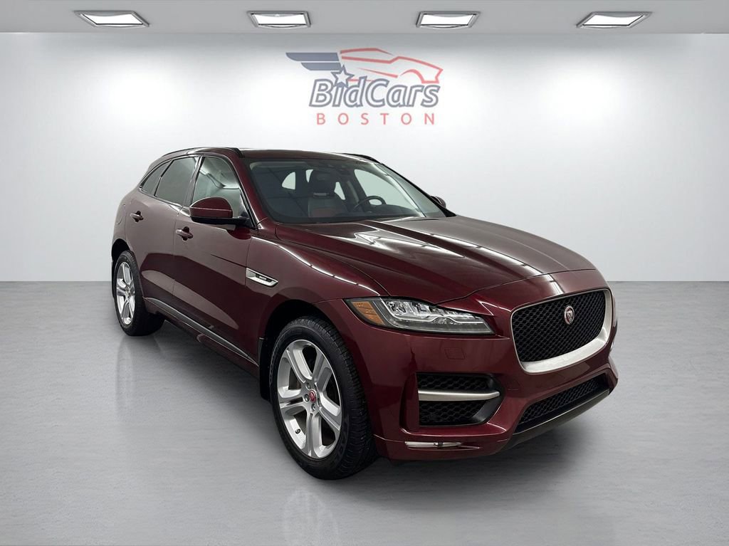 Used 2017 Jaguar F-PACE R-Sport image 3