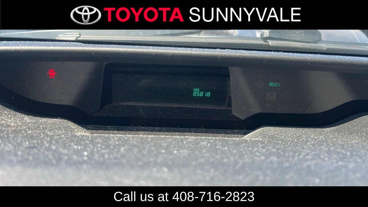 Used 2007 Toyota Prius w/ Pkg 5 FWD image 3