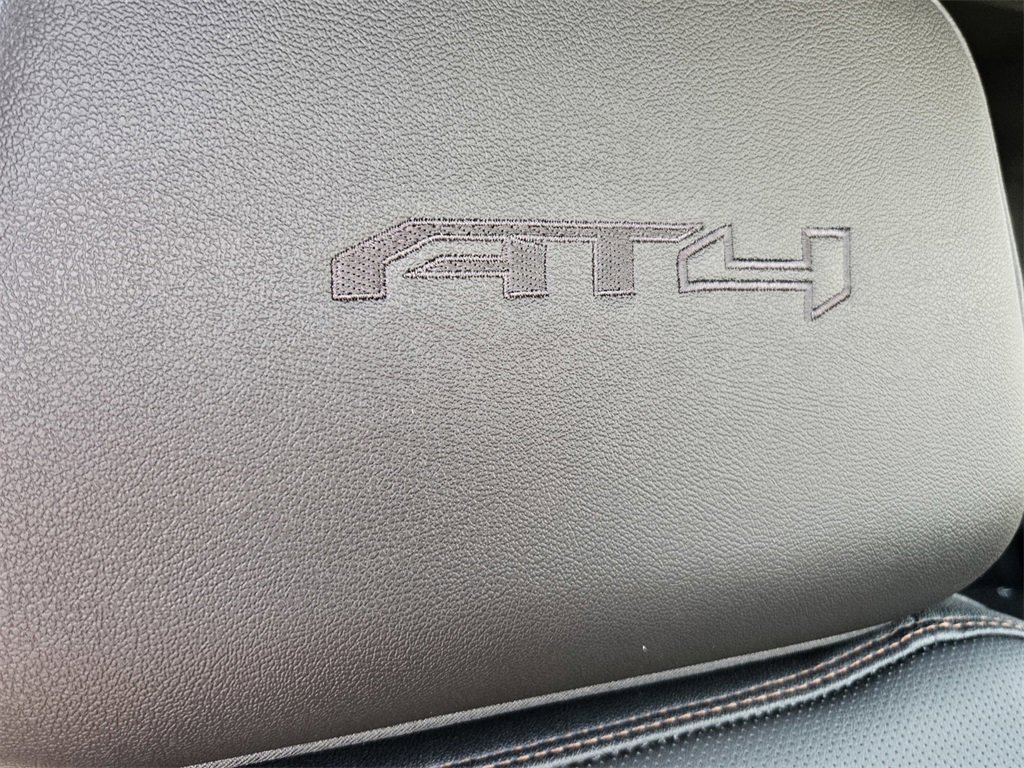 Used 2023 GMC Sierra 1500 AT4 w/ AT4 Premium Package image 39