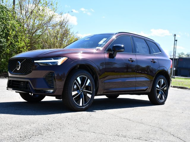 New 2026 Volvo XC60 B5 Plus w/ Protection Package Premier AWD/4WD image 3