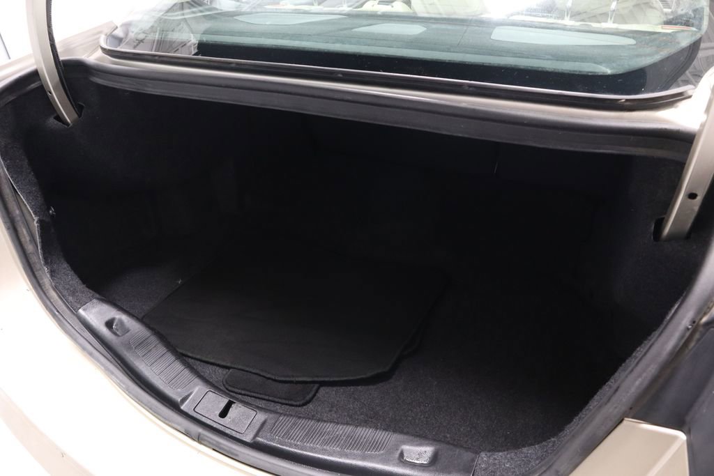 Used 2018 Ford Fusion Titanium image 18