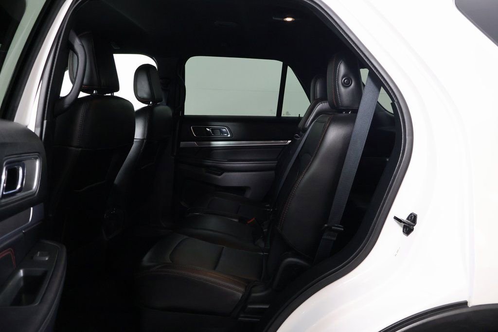 Used 2018 Ford Explorer Sport image 11