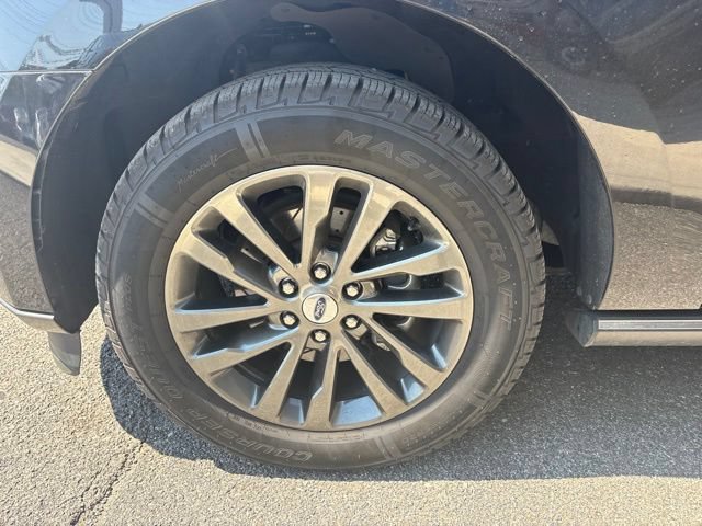 Used 2020 Ford Expedition Limited RWD image 3