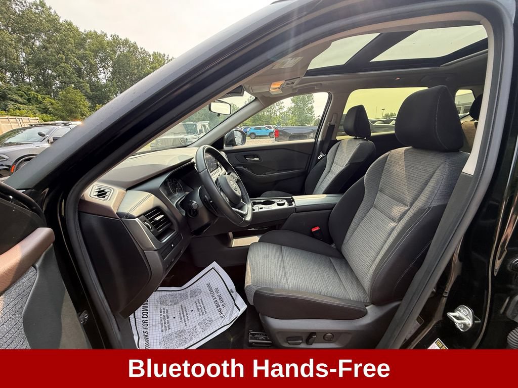 Used 2023 Nissan Rogue SV AWD/4WD image 13