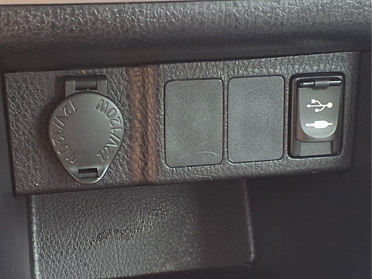 Certified 2019 Toyota Corolla LE FWD image 16