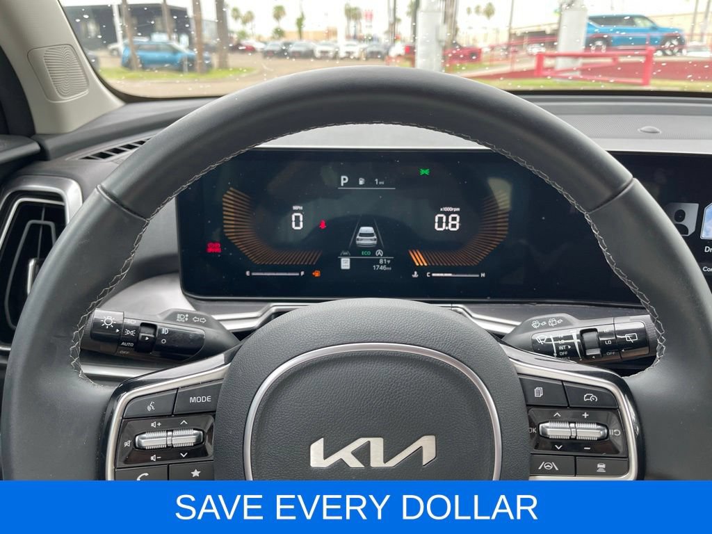 Used 2024 Kia Sorento EX w/ Panoramic Sunroof Package FWD image 9