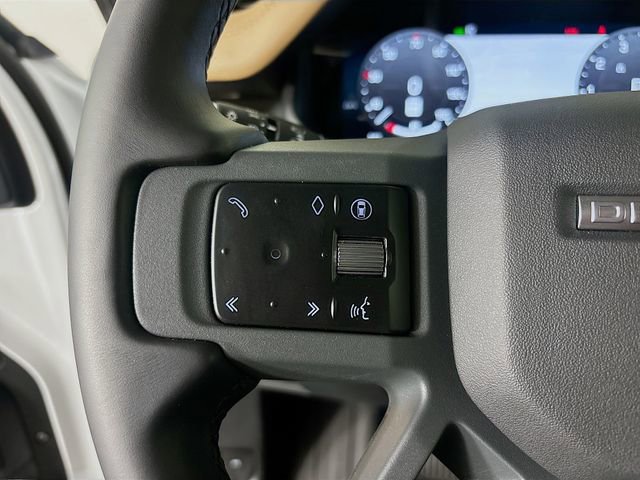 New 2026 Land Rover Defender 110 X-Dynamic SE image 10