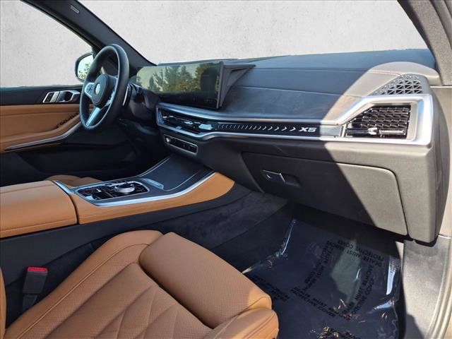 Used 2026 BMW X5 xDrive40i w/ Executive Package AWD/4WD image 21