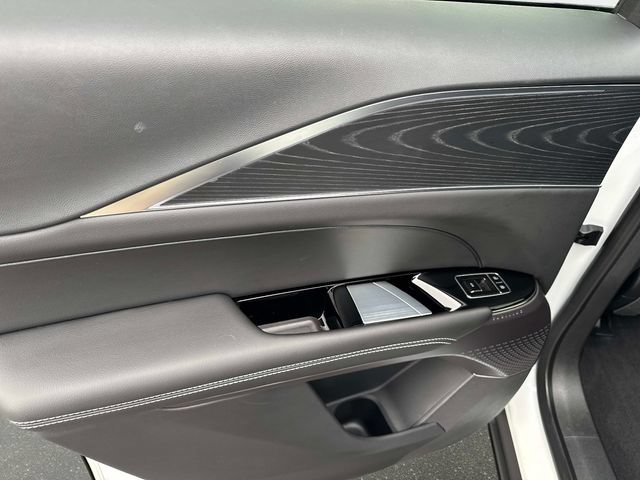 New 2025 Cadillac Lyriq Sport w/ LPO, Floor Liner Package AWD/4WD image 10