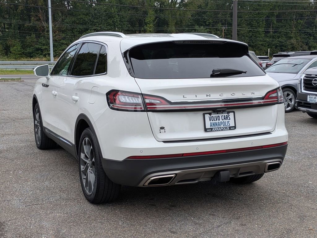 Used 2023 Lincoln Nautilus Reserve w/ Luxury Package image 5