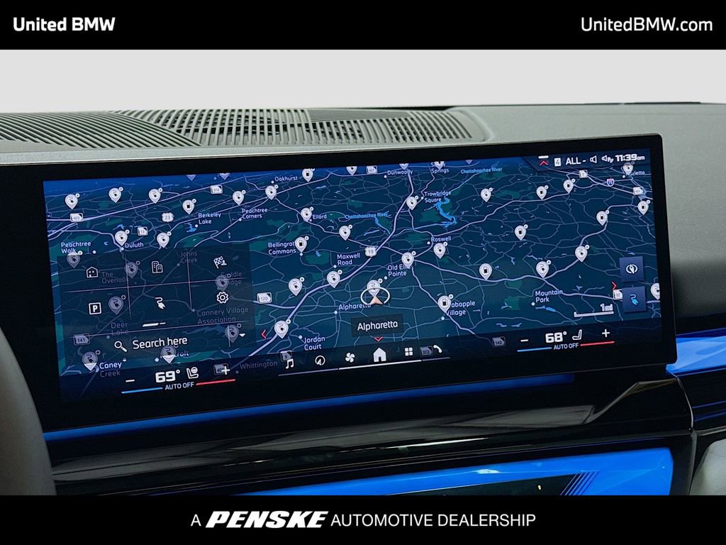 Used 2025 BMW i5 M60 w/ Premium Package image 10