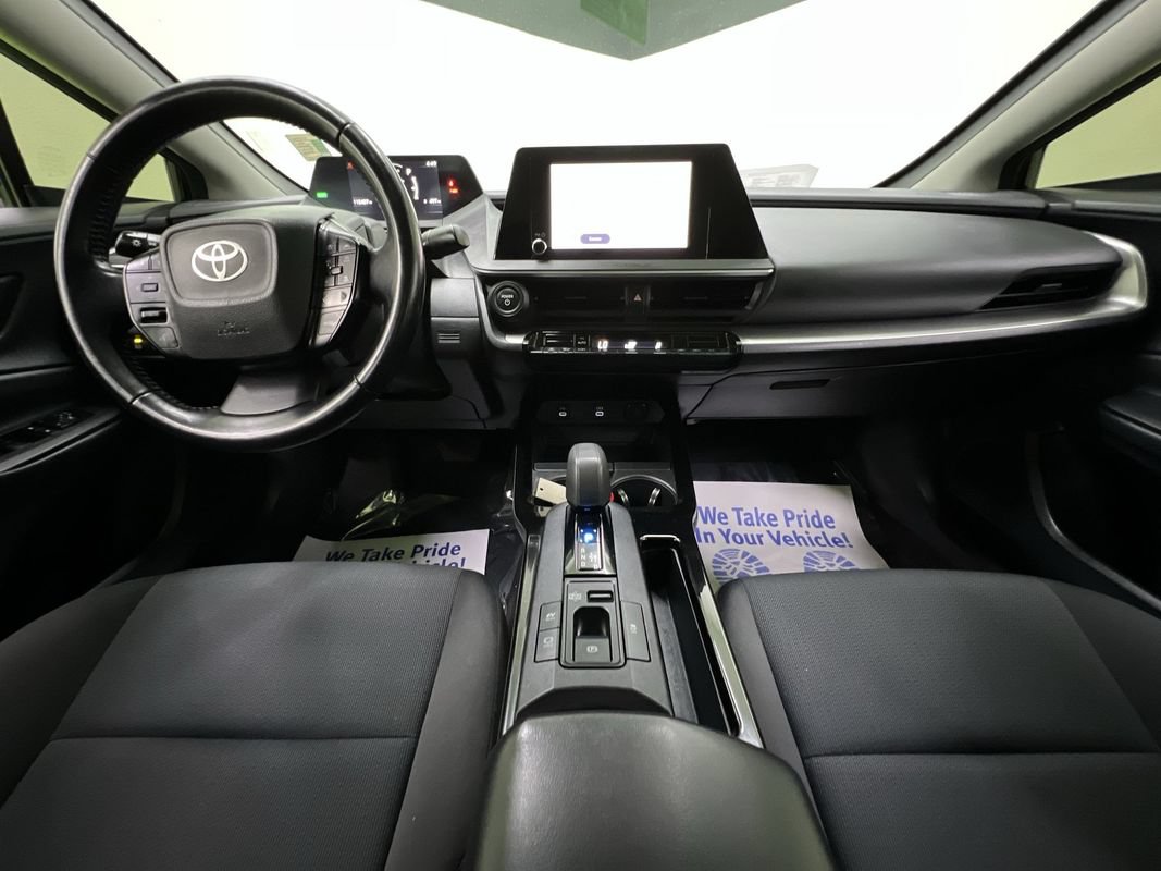 Used 2023 Toyota Prius LE FWD image 18