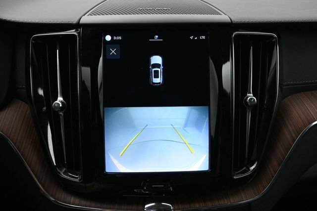Used 2023 Volvo XC60 B5 Ultimate w/ Climate Package FWD image 23