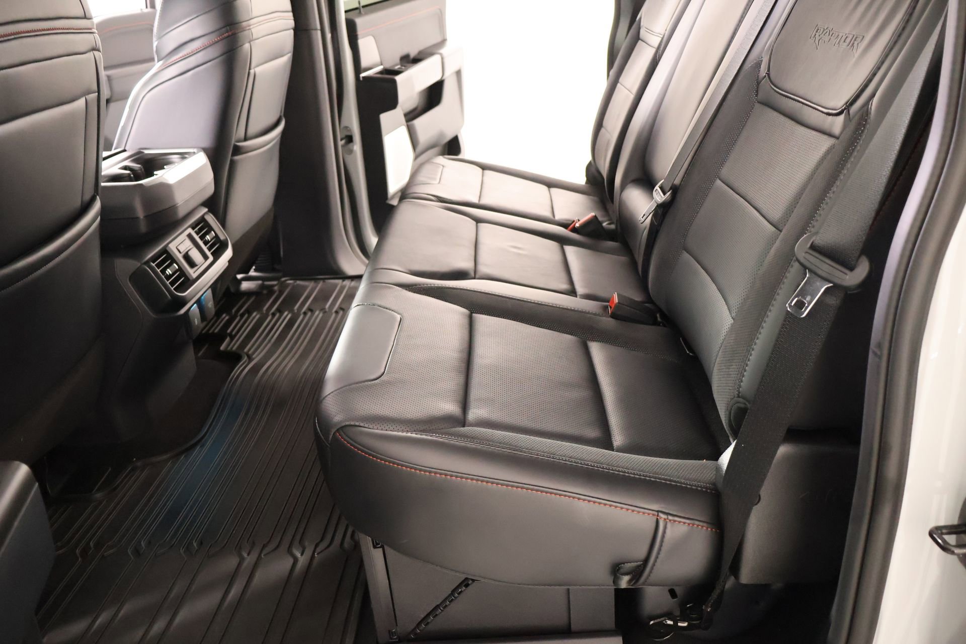 Used 2024 Ford F150 Raptor AWD/4WD image 15