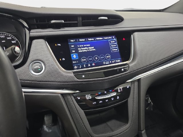 Certified 2024 Cadillac XT5 Premium Luxury AWD/4WD image 17