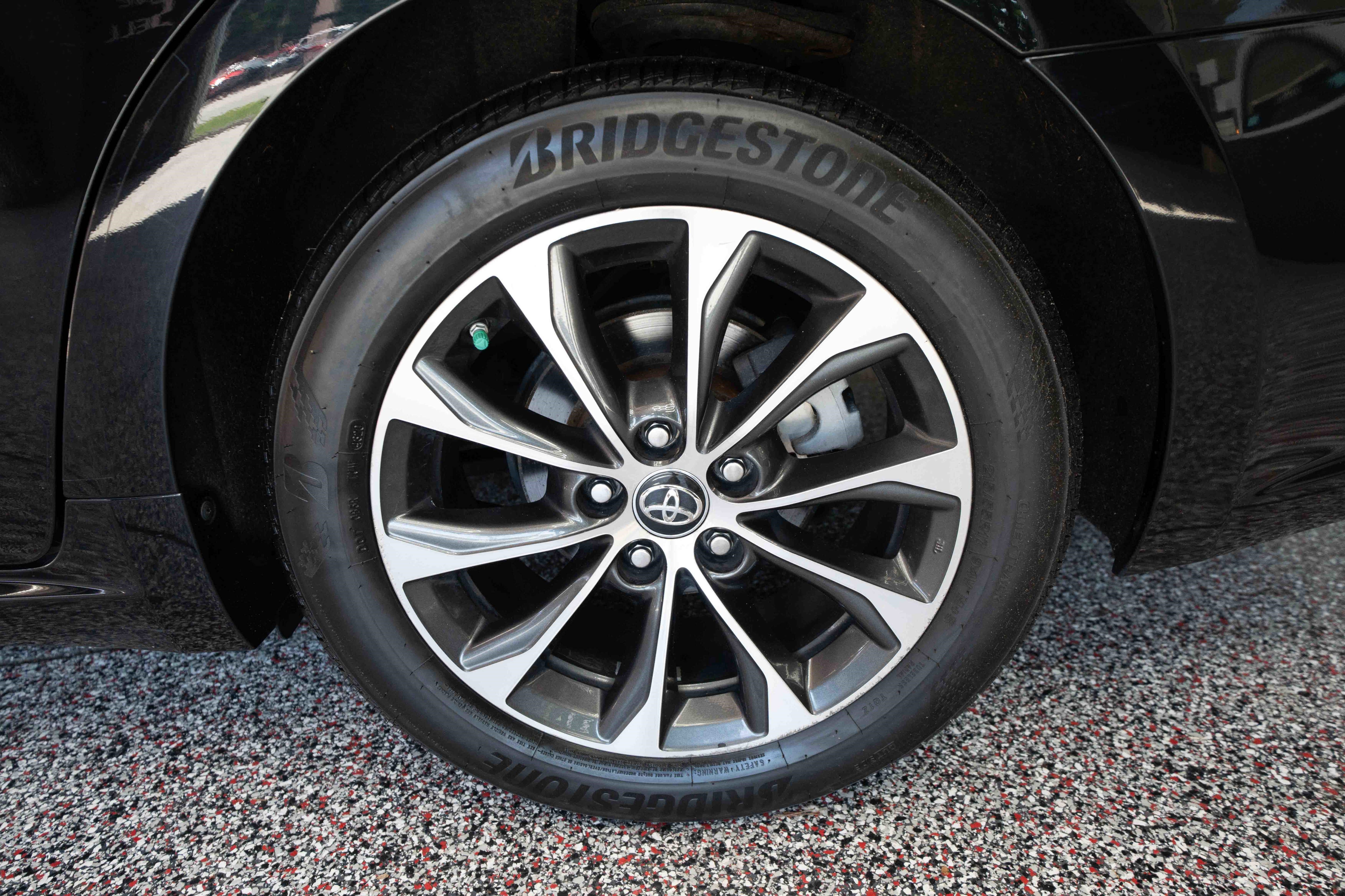 Used 2016 Toyota Avalon XLE Premium w/ Protection Package FWD image 28