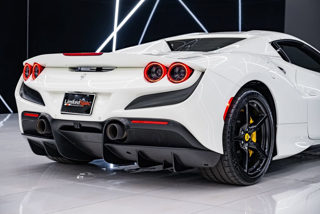Used 2022 Ferrari F8 Tributo RWD image 26