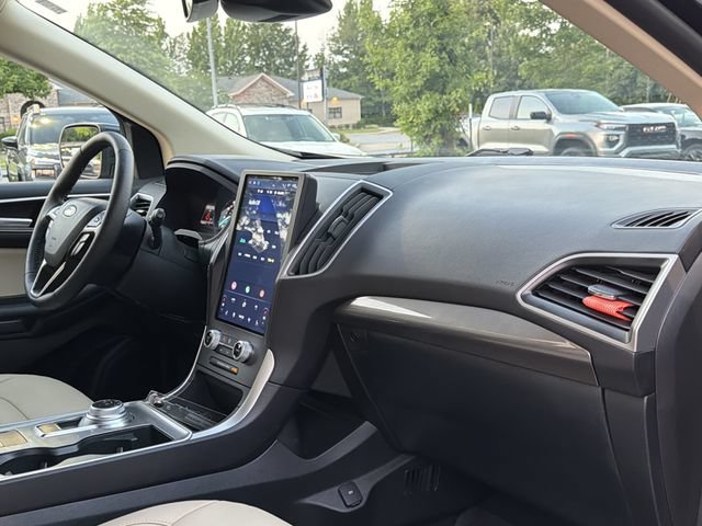 Used 2024 Ford Edge SEL w/ Convenience Package AWD/4WD image 19