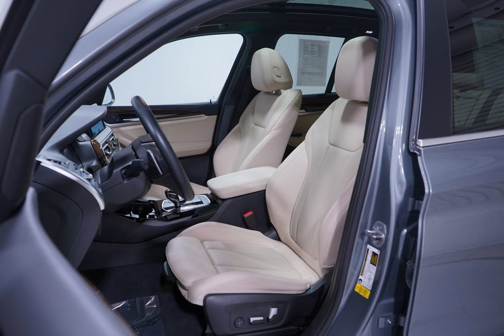 Used 2023 BMW X3 sDrive30i w/ Convenience Package image 7