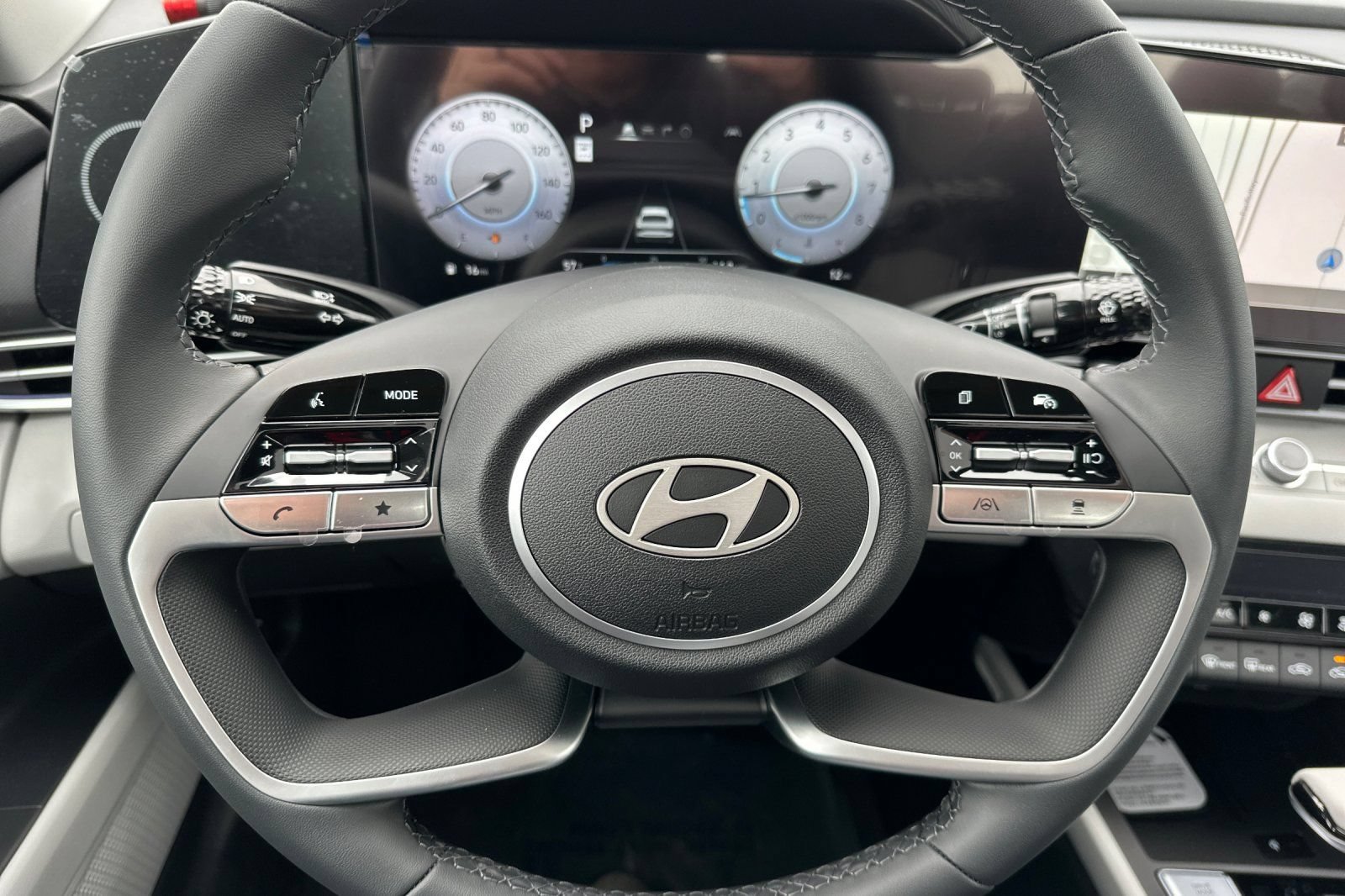 New 2026 Hyundai Elantra Limited FWD image 22
