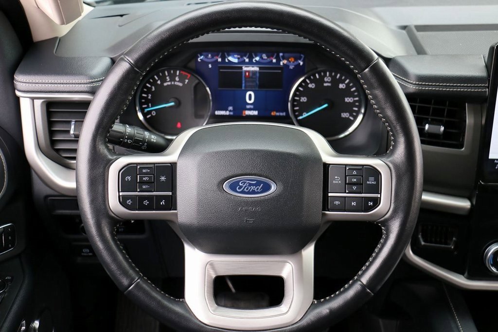 Used 2024 Ford Expedition XLT image 25