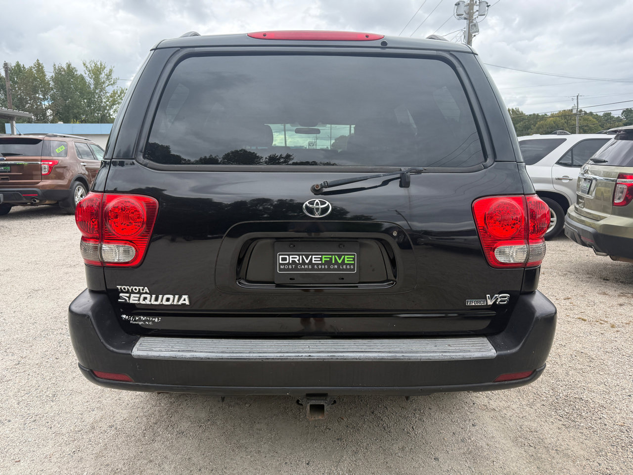 Used 2006 Toyota Sequoia SR5 image 4