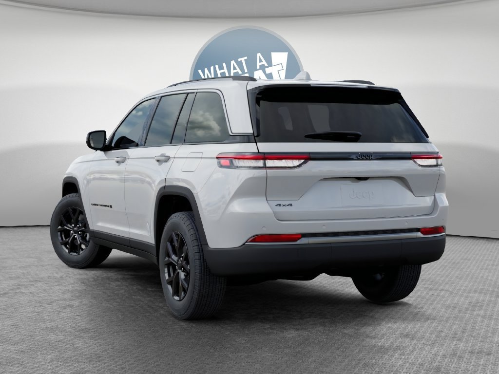 New 2026 Jeep Grand Cherokee Altitude AWD/4WD image 4