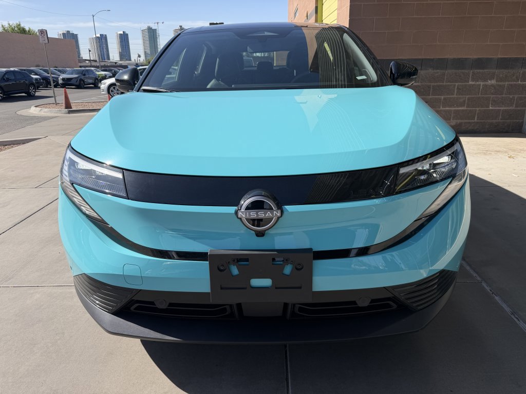 Used 2026 Nissan Leaf SV+ w/ Floor Mat Package (SV+) FWD image 10