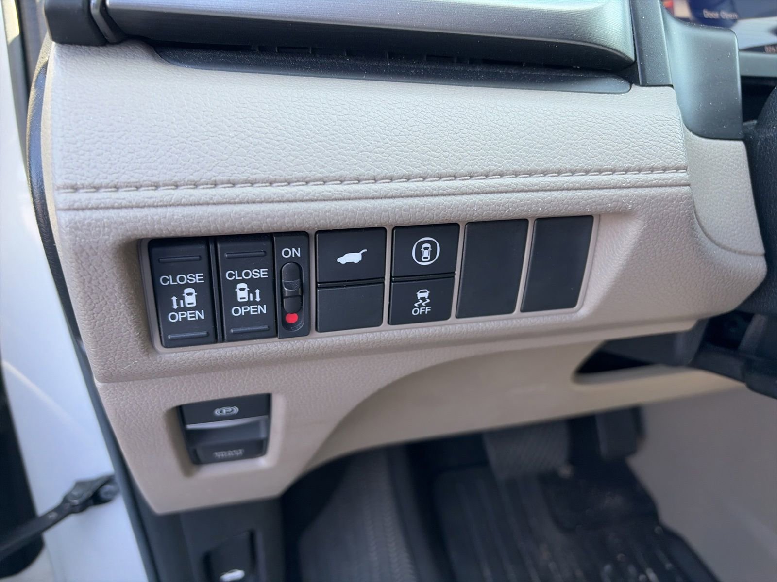 Used 2023 Honda Odyssey EX-L image 14