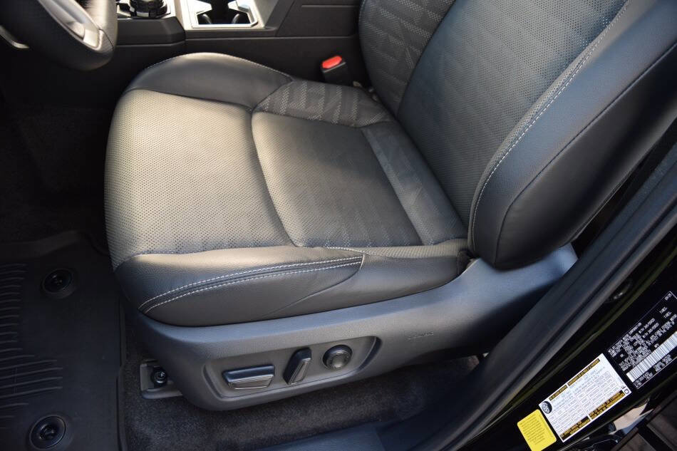 Used 2025 Toyota 4Runner TRD Sport Premium AWD/4WD image 39