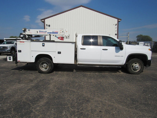 Used 2023 Chevrolet Silverado 3500 W/T w/ WT Fleet Convenience Package AWD/4WD image 2