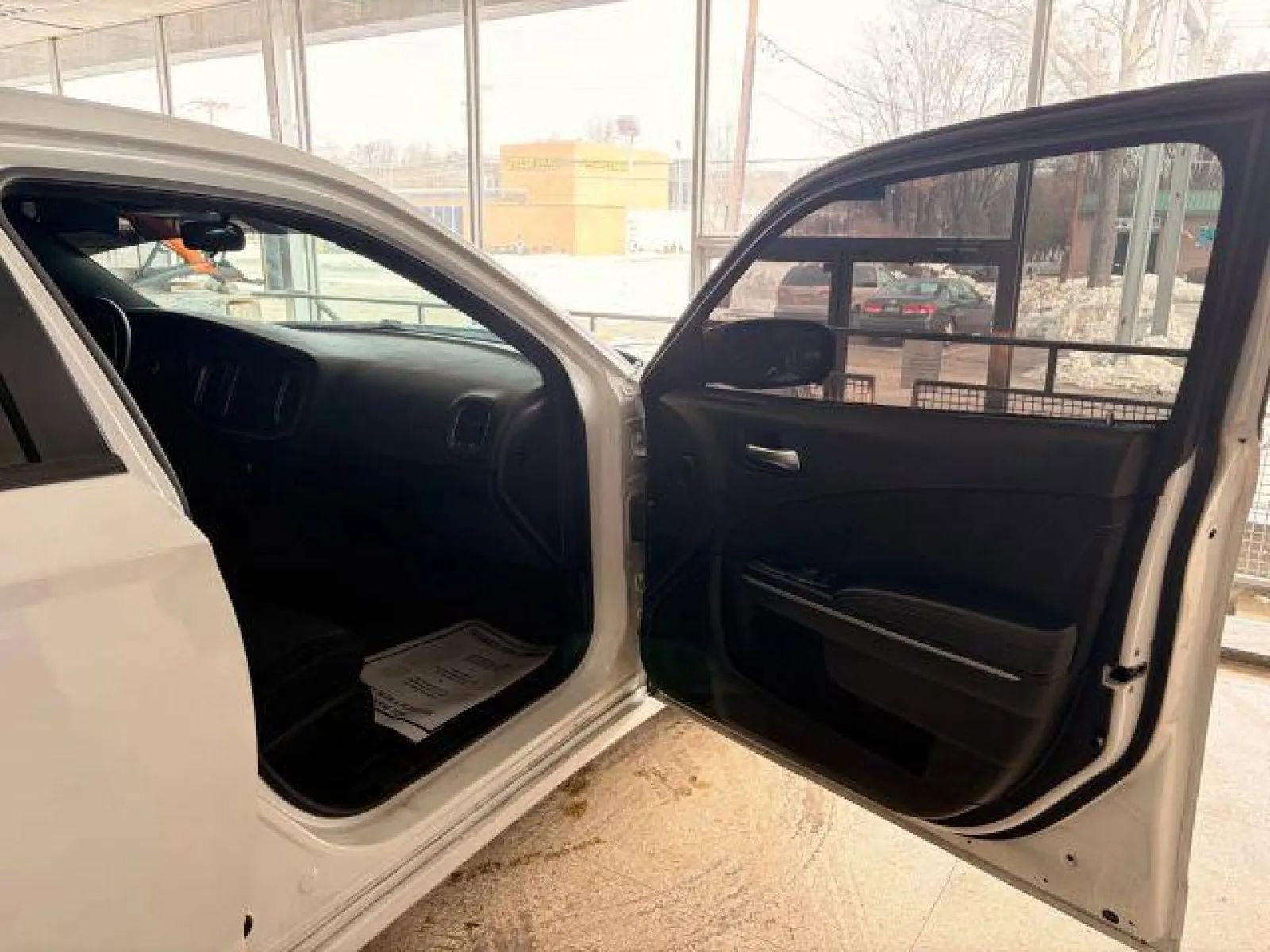 Used 2022 Dodge Charger SXT RWD image 18
