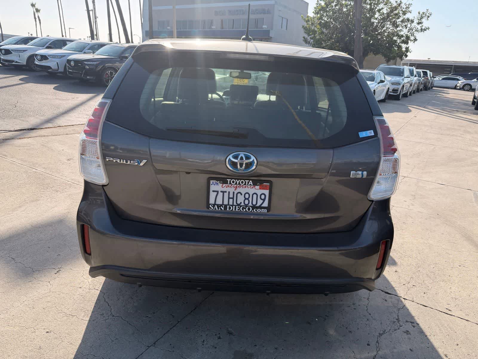 Used 2016 Toyota Prius V Four FWD image 6
