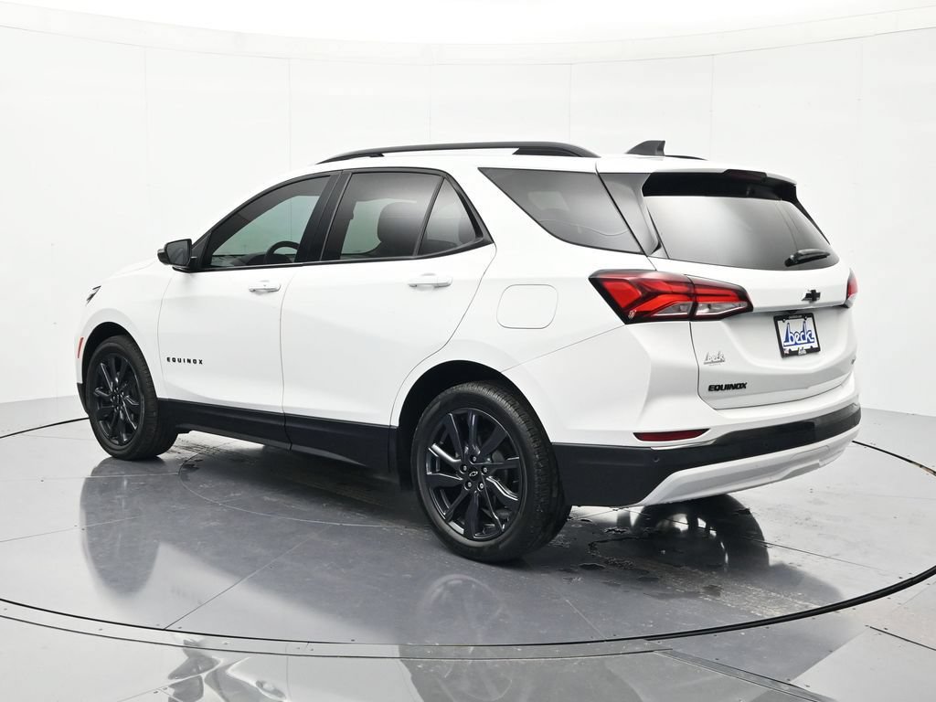 Certified 2022 Chevrolet Equinox RS w/ Infotainment Package FWD image 7