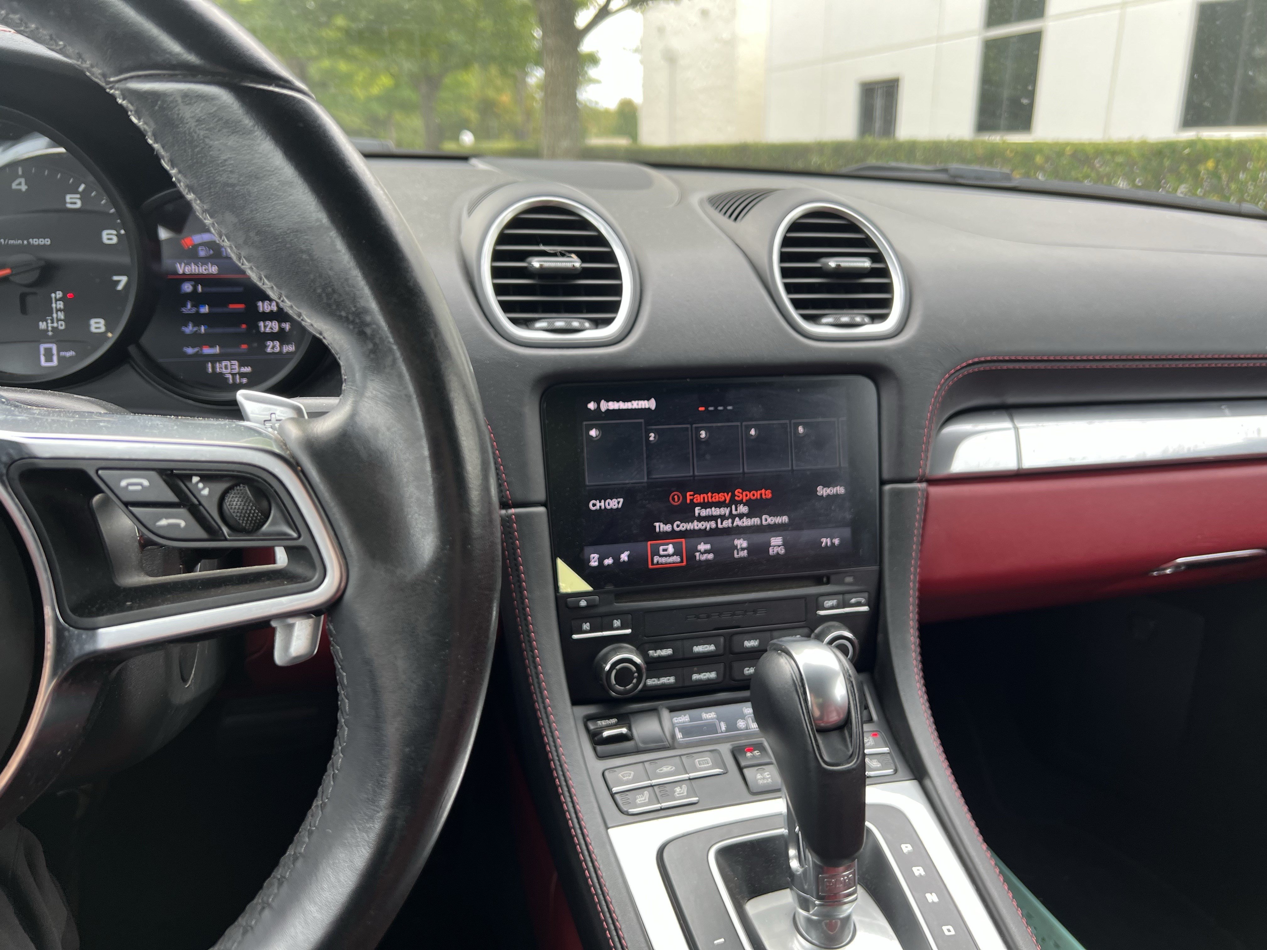 Used 2017 Porsche 718 Boxster RWD image 18