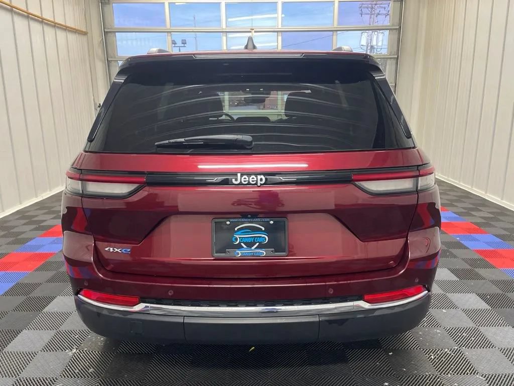 Used 2024 Jeep Grand Cherokee Limited 4xe AWD/4WD image 5