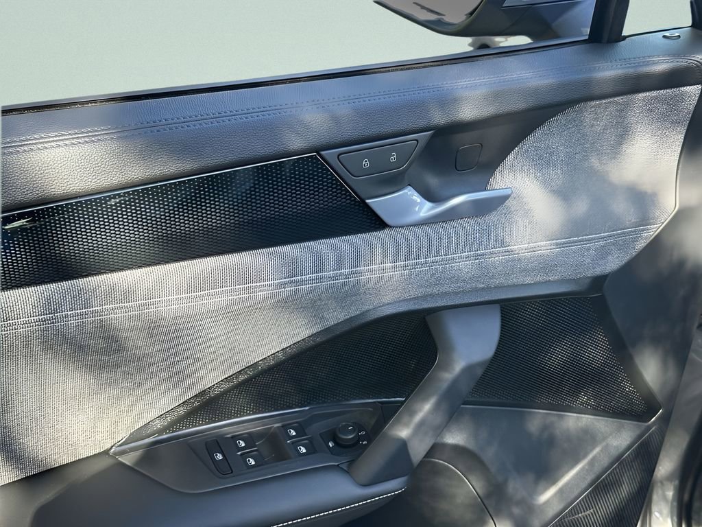 New 2026 Volkswagen Tiguan S image 13