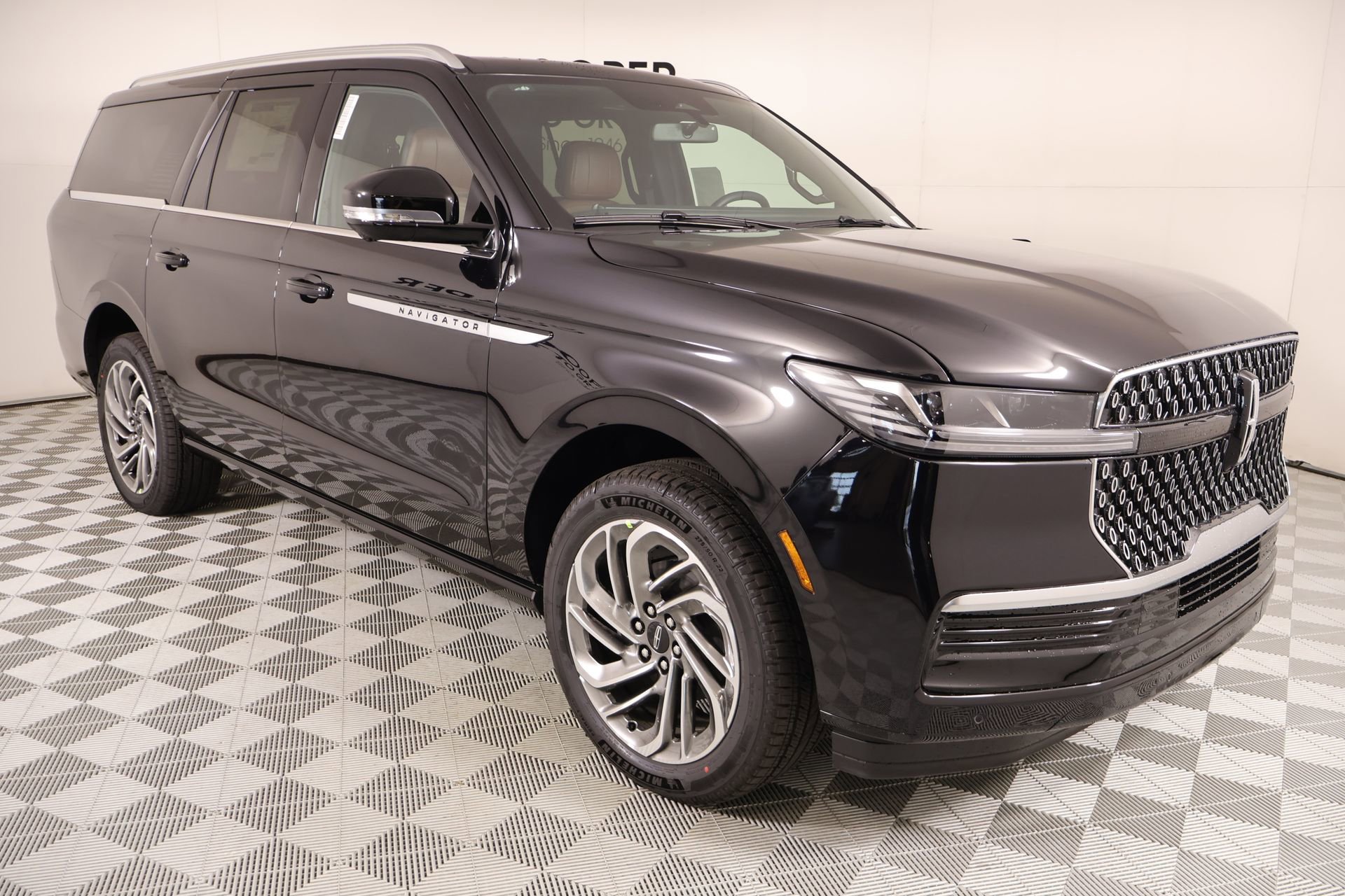 New 2026 Lincoln Navigator L Reserve image 1