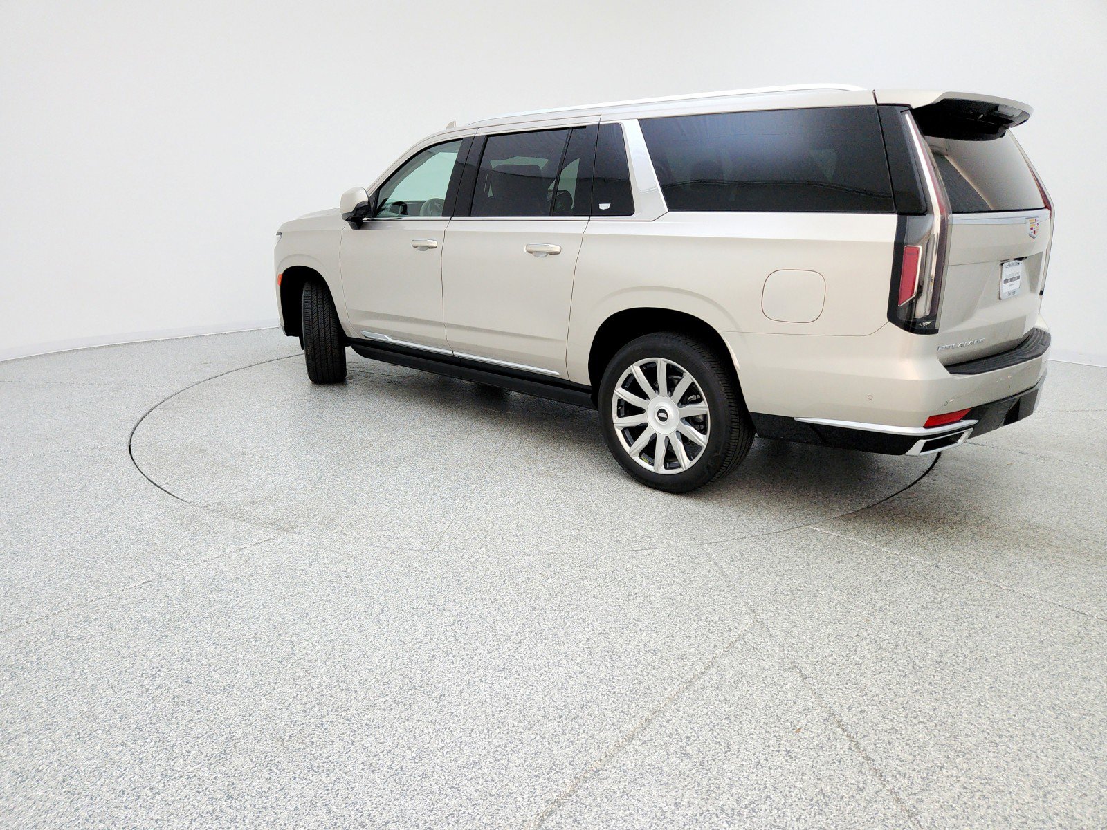 Used 2024 Cadillac Escalade ESV Premium Luxury Platinum w/ LPO, Floor Liner Package AWD/4WD image 7
