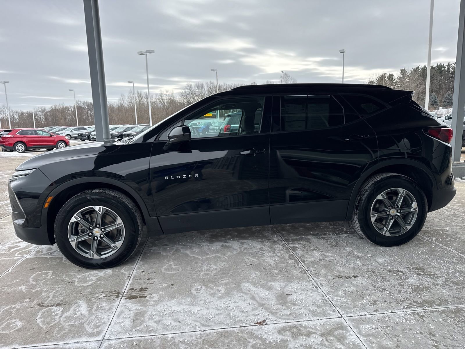 Used 2023 Chevrolet Blazer LT w/ Convenience Package image 4