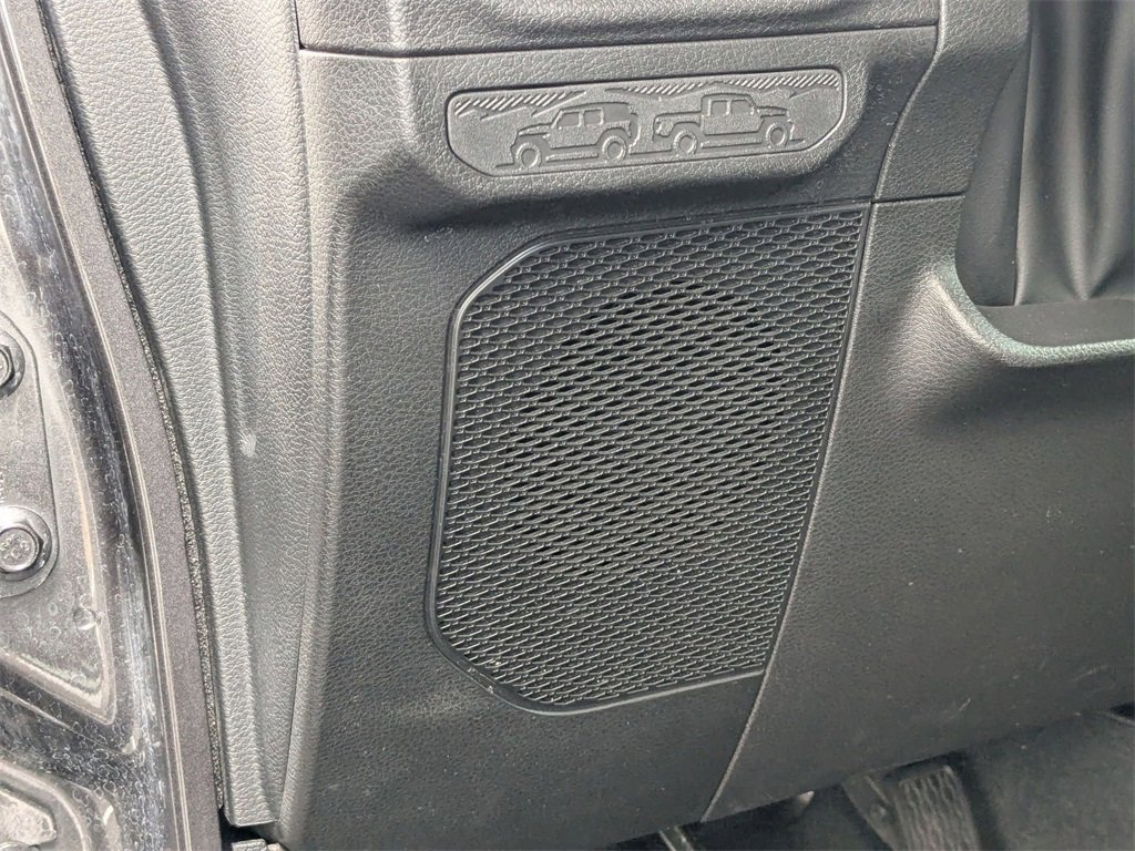 Used 2024 Jeep Wrangler Sport S image 15