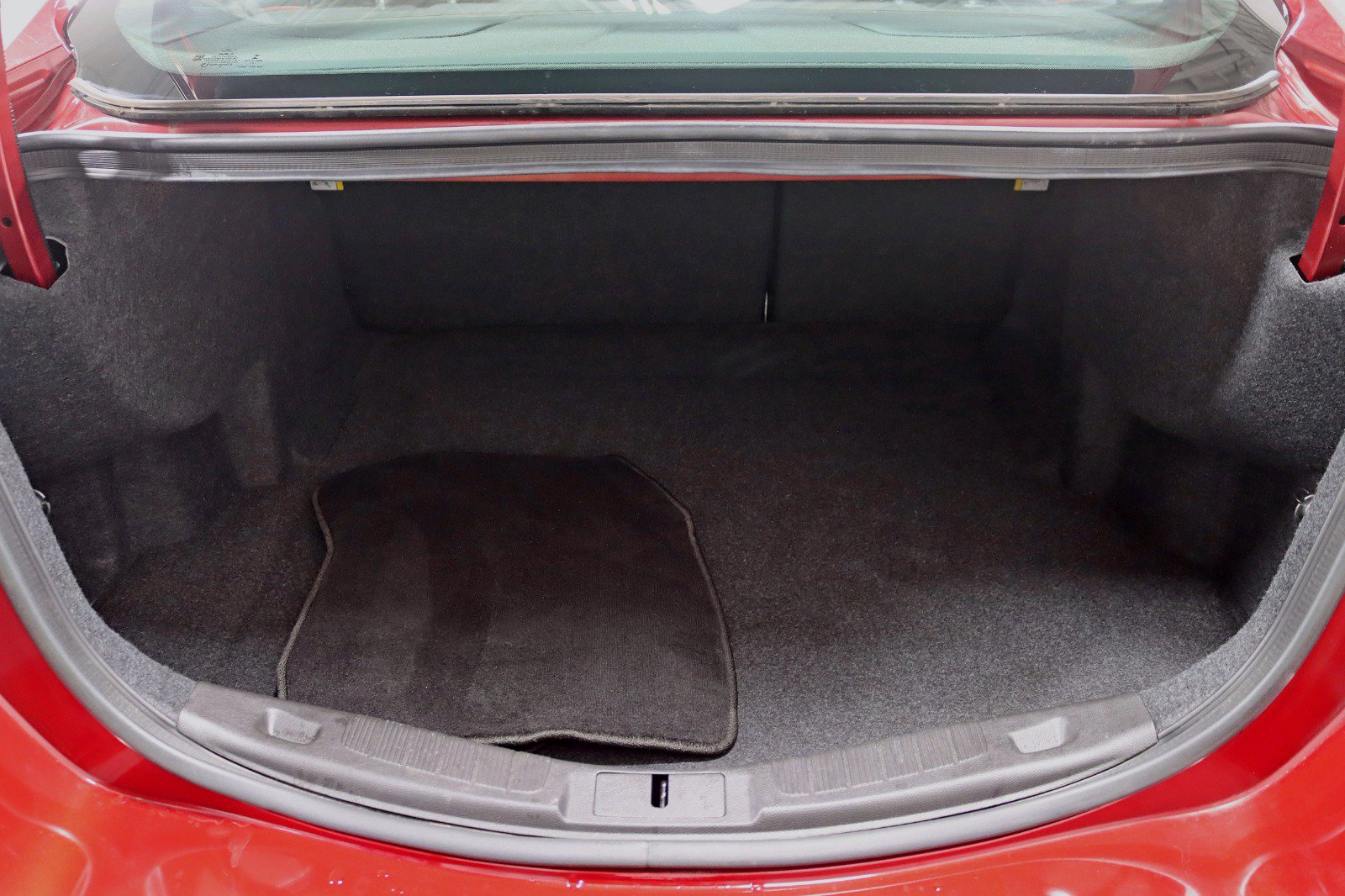 Used 2016 Ford Fusion SE FWD image 29
