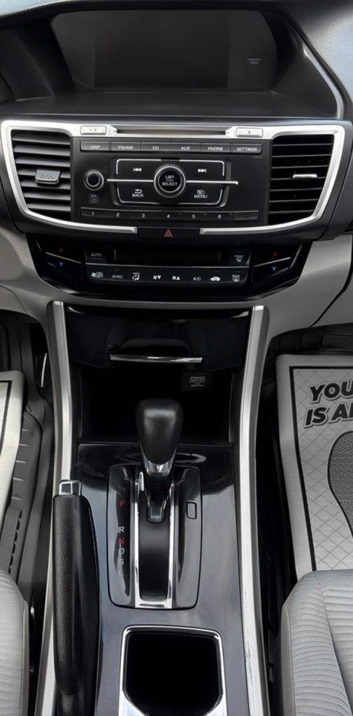 Used 2017 Honda Accord LX image 15