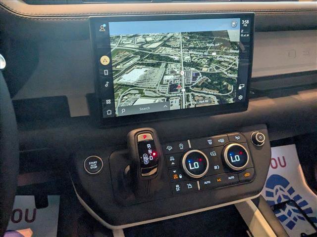 Used 2025 Land Rover Defender 110 S image 10