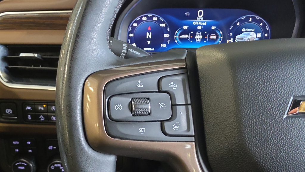 Used 2023 Chevrolet Tahoe High Country w/ Premium Package 2 AWD/4WD image 24