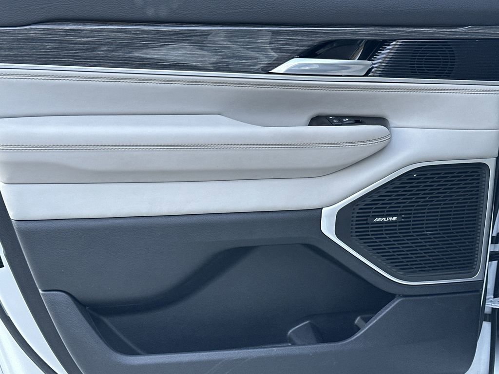 Used 2022 Jeep Wagoneer Series II image 23