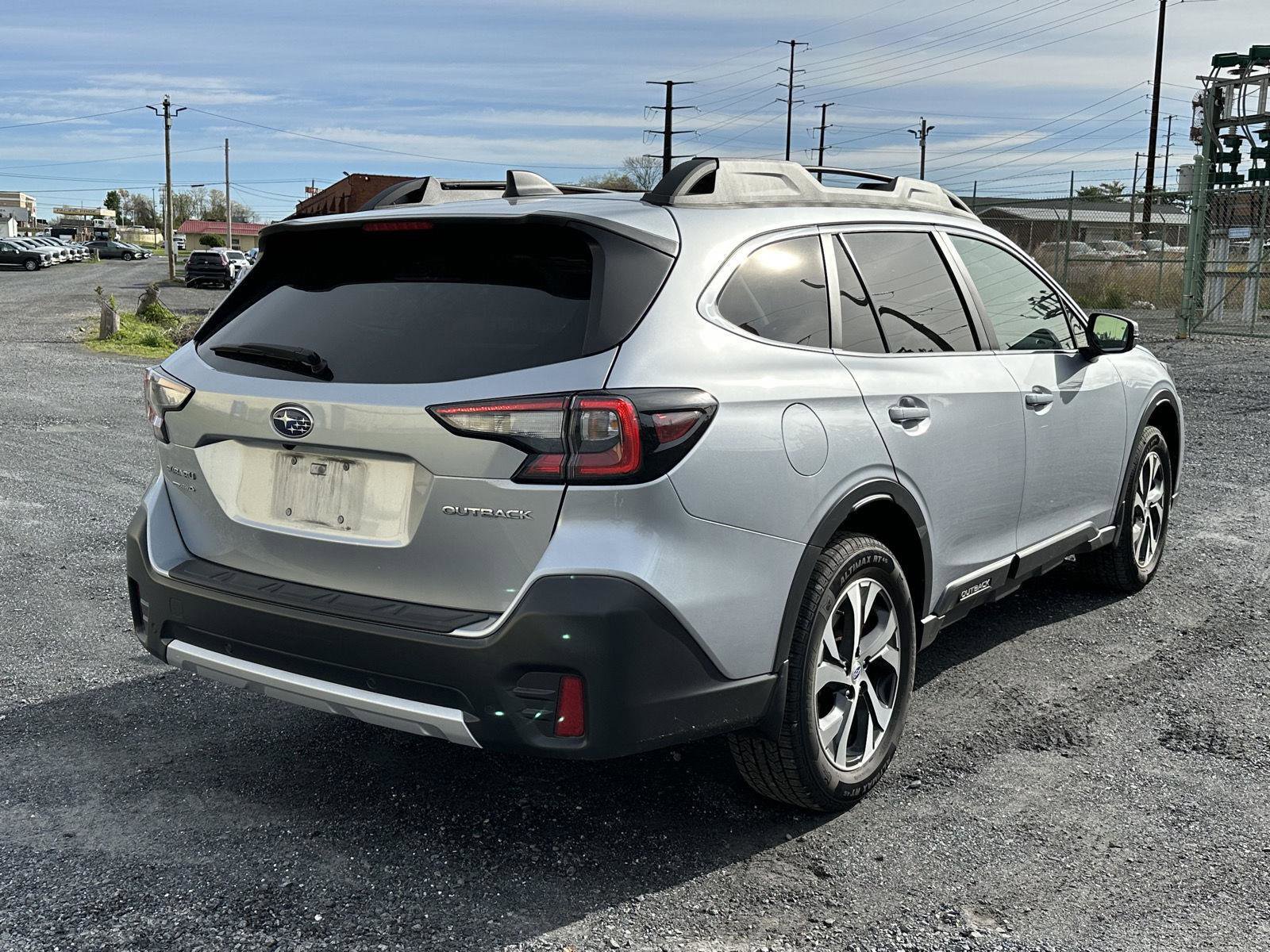 Used 2020 Subaru Outback Limited w/ Popular Package #2 AWD/4WD image 8