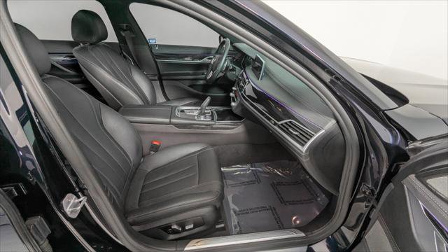 Used 2019 BMW 740i 740I w/ M Sport Package image 24